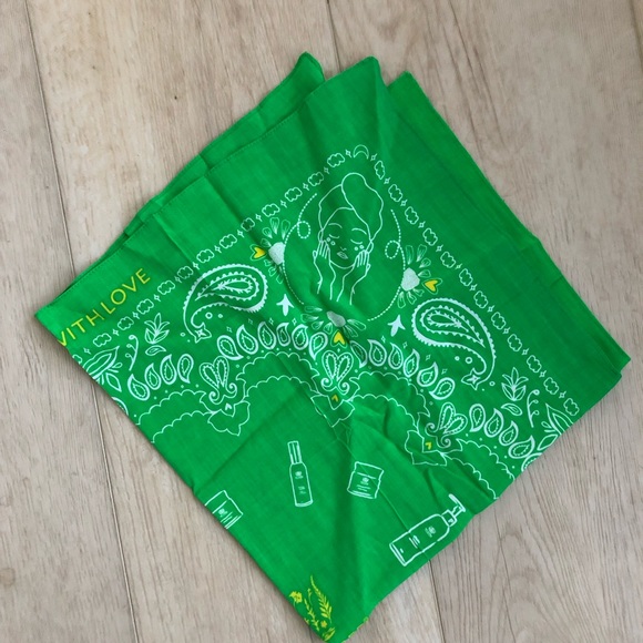 Tata Harper | Green Bandana - Picture 5 of 5